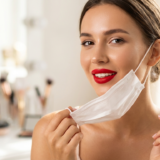 マスクでもリップメイクが落ちない？色移りしない対策と塗り方・選び方を解説